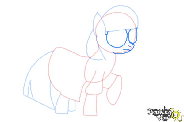 How to Draw Photo Finish from My Little Pony Friendship Is Magic - Step 7